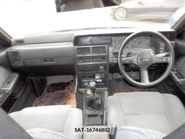 Nissan SKYLINE 1987 6348325-3