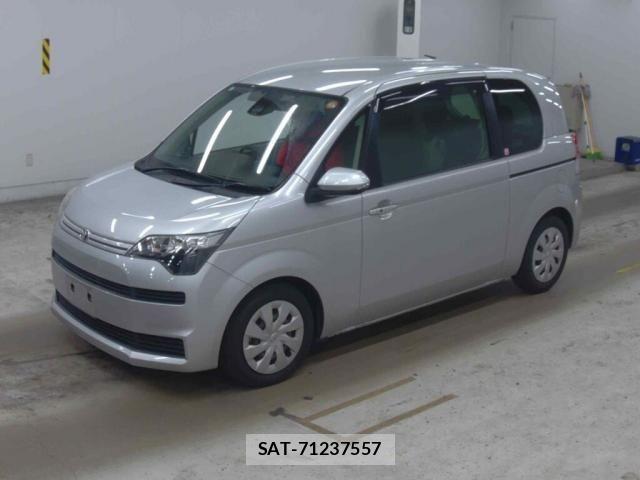 Toyota SPADE 2017 6327431-0