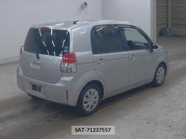 Toyota SPADE 2017 6327431-1