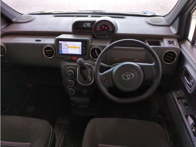 Toyota SPADE 2016 6327531-6