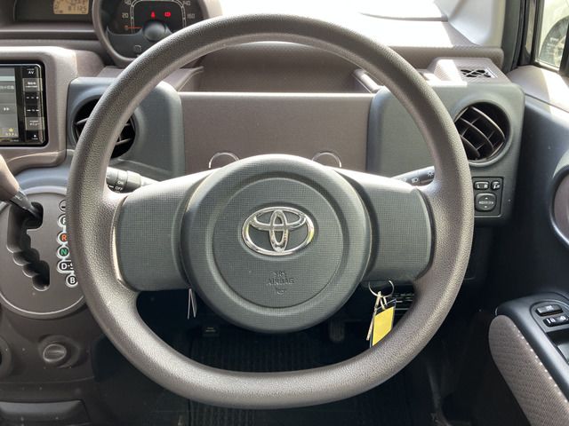 Toyota SPADE 2015 6328091-7