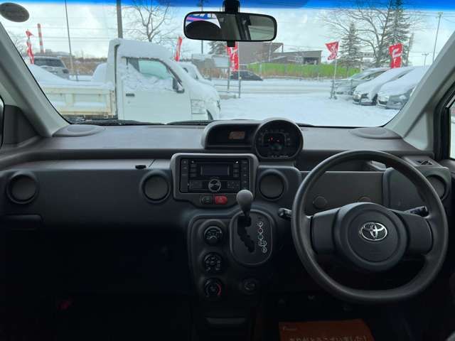 Toyota SPADE 2013 6329805-9