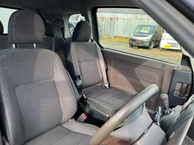 Toyota SPADE 2013 6329857-8