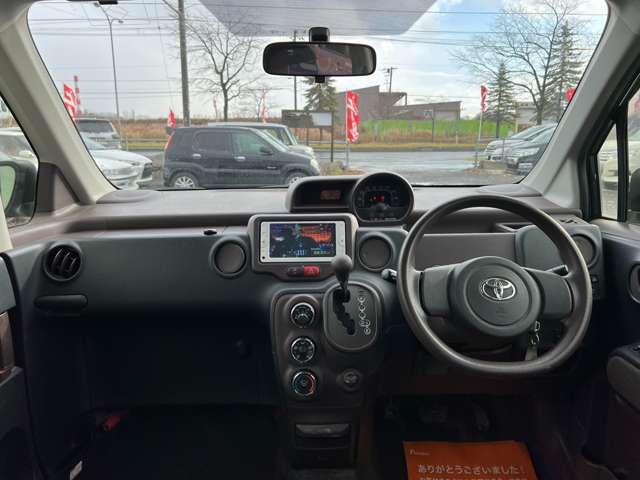 Toyota SPADE 2013 6329857-9