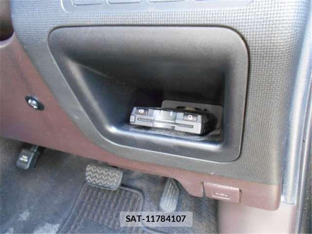 Toyota SPADE 2012 6330227-6