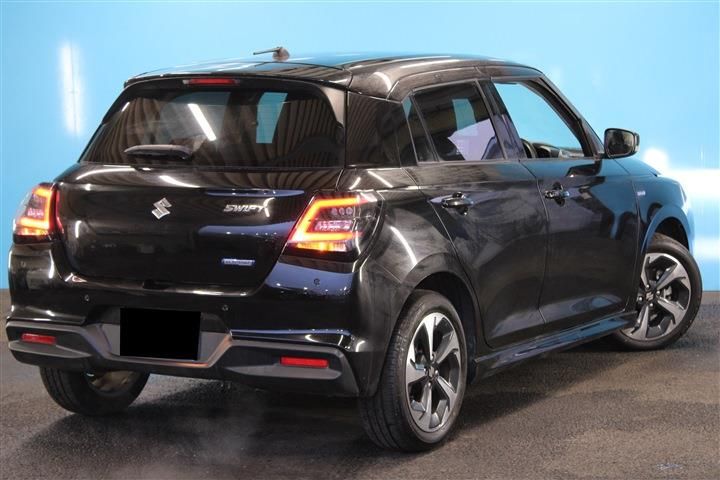 Suzuki SWIFT 2024 6367657-1