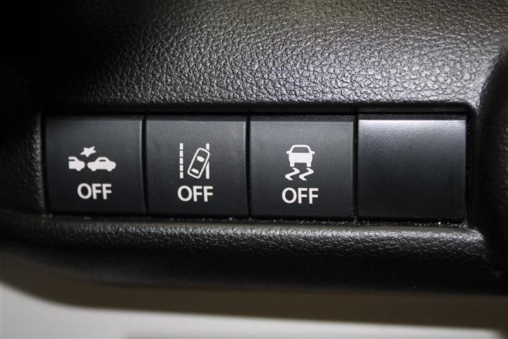 Suzuki SWIFT 2024 6367657-10