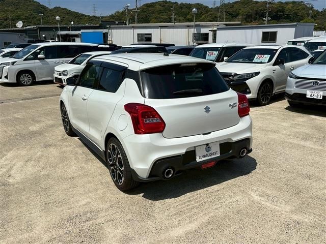 Suzuki SWIFT 2023 6368574-10