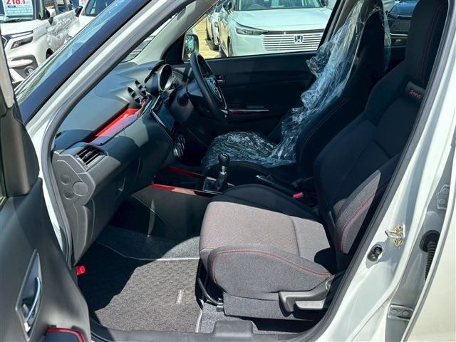 Suzuki SWIFT 2023 6368574-3