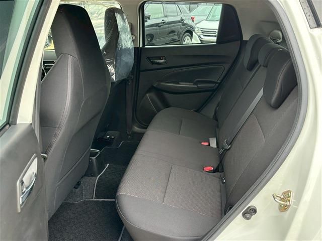 Suzuki SWIFT 2023 6368574-4