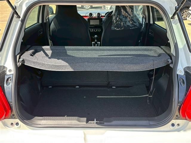 Suzuki SWIFT 2023 6368574-6