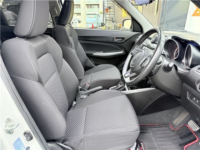 Suzuki SWIFT 2019 6370560-10