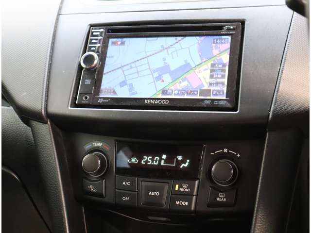 Suzuki SWIFT 2014 6374017-6