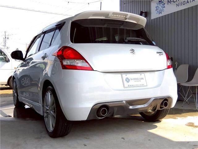 Suzuki SWIFT 2013 6375404-4