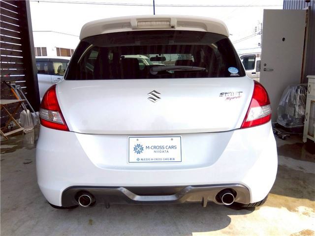 Suzuki SWIFT 2013 6375404-7