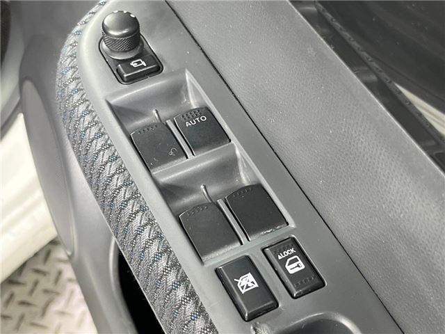 Suzuki SWIFT 2009 6376284-5