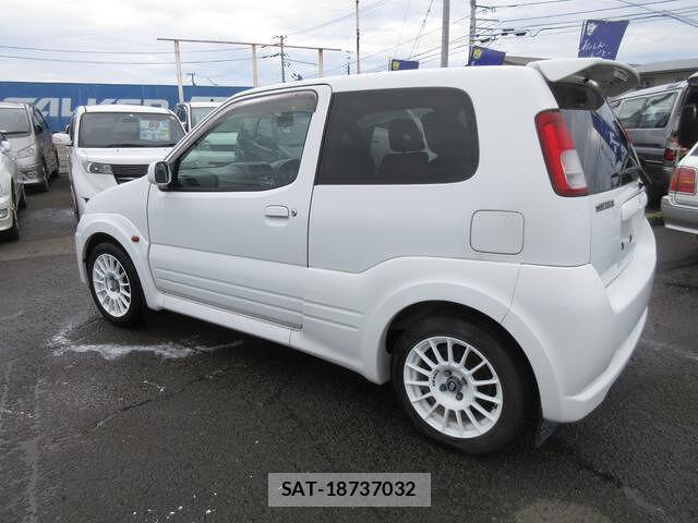 Suzuki SWIFT 2004 6376654-1
