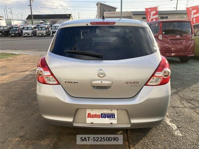 Nissan TIIDA 2011 6351941-10