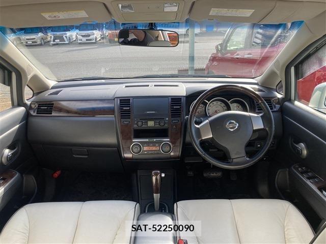 Nissan TIIDA 2011 6351941-2