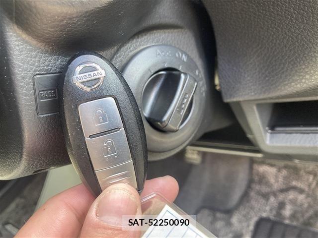 Nissan TIIDA 2011 6351941-5