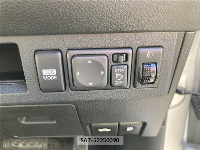 Nissan TIIDA 2011 6351941-7