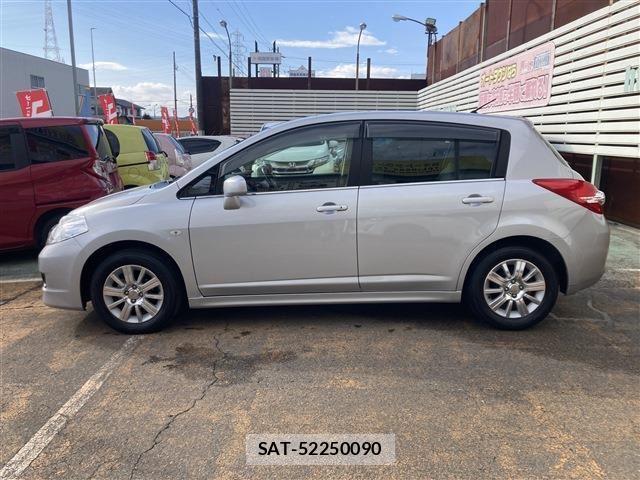 Nissan TIIDA 2011 6351941-9