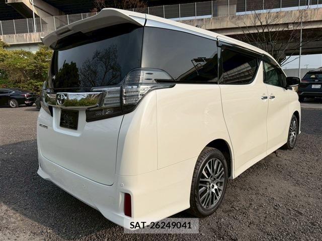 Toyota VELLFIRE 2015 6366586-3