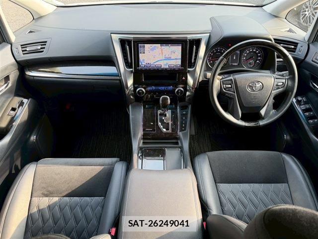 Toyota VELLFIRE 2015 6366586-7
