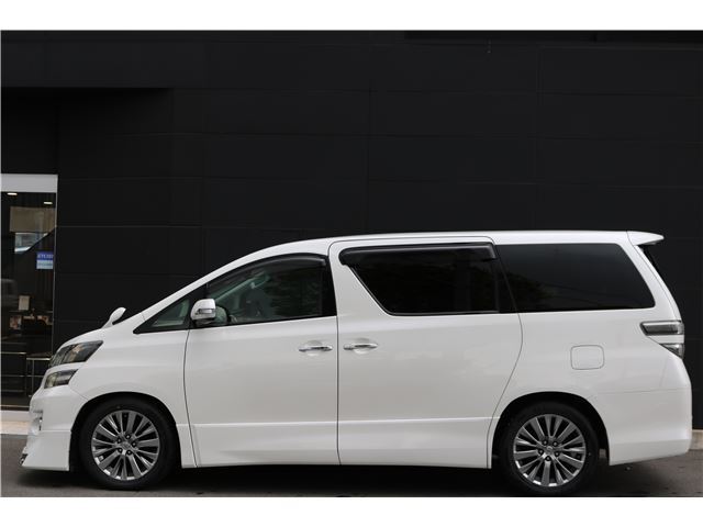Toyota VELLFIRE 2014 6367519-7