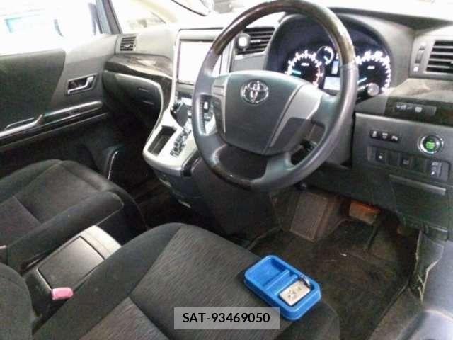 Toyota VELLFIRE 2013 6368435-2