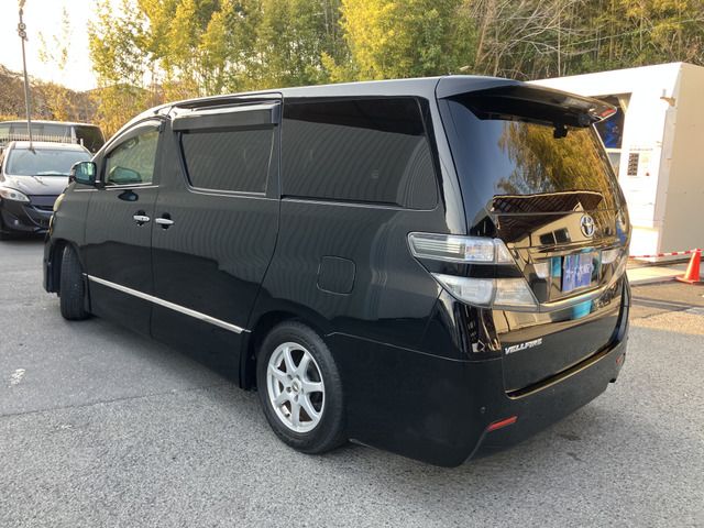 Toyota VELLFIRE 2011 6369498-3