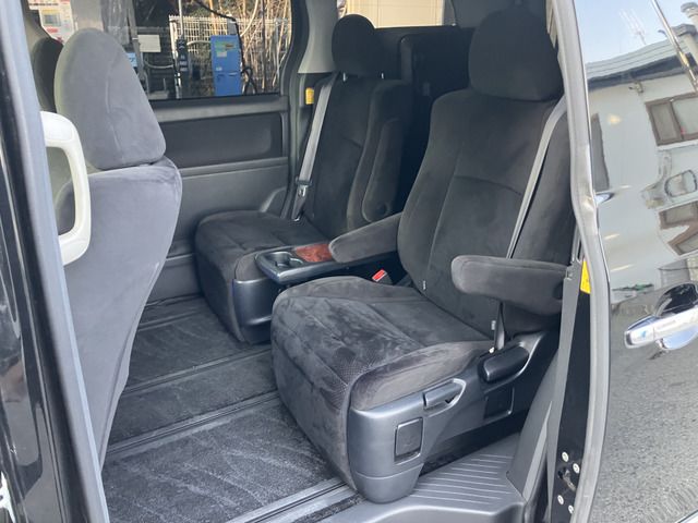 Toyota VELLFIRE 2011 6369498-4
