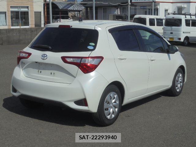 Toyota VITZ 2018 6372515-6