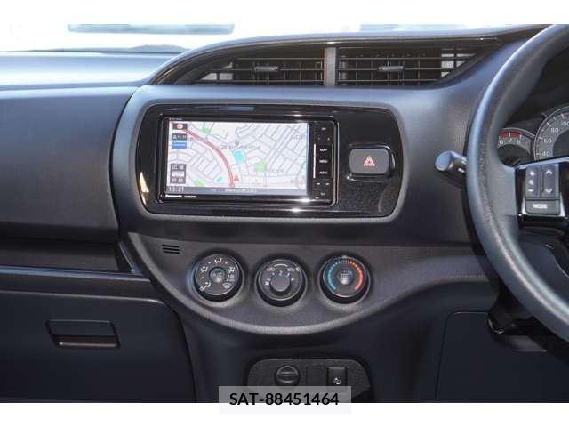 Toyota VITZ 2017 6373089-2