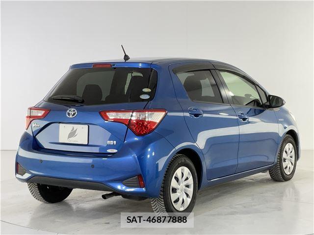 Toyota VITZ 2017 6373320-1