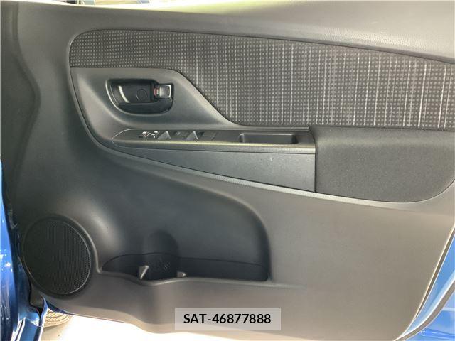 Toyota VITZ 2017 6373320-9