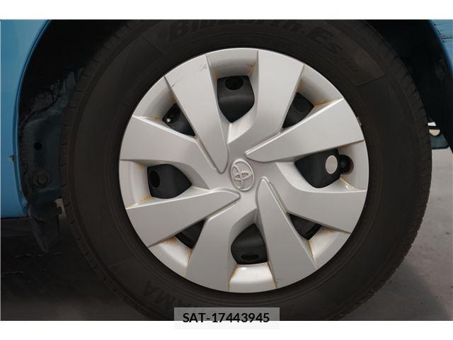 Toyota VITZ 2015 6373963-6