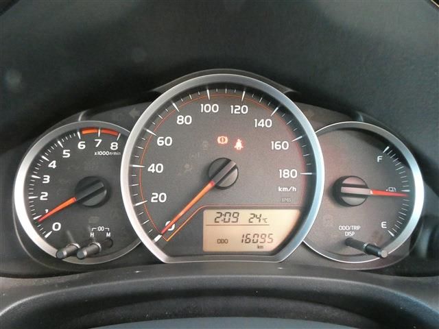 Toyota VITZ 2013 6374987-7