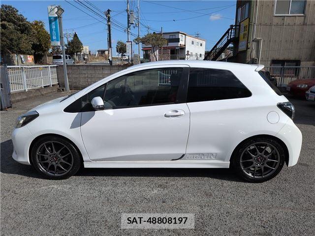 Toyota VITZ 2013 6375046-10