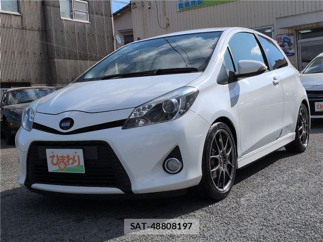 Toyota VITZ 2013 6375046-6