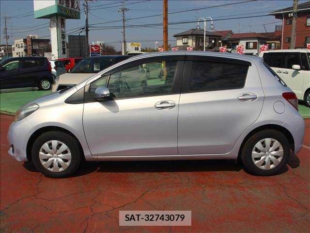 Toyota VITZ 2012 6375239-3