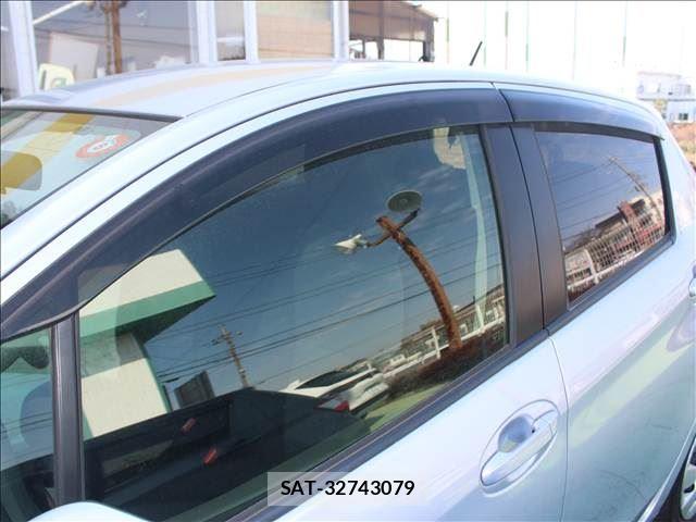 Toyota VITZ 2012 6375239-6