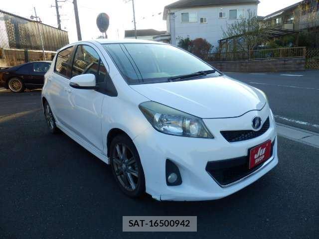 Toyota VITZ 2012 6375332-4