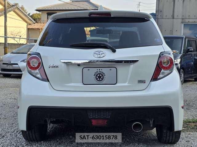Toyota VITZ 2012 6375333-4