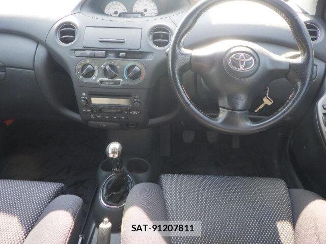 Toyota VITZ 2003 6375998-2