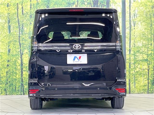 Toyota VOXY 2025 6376789-9