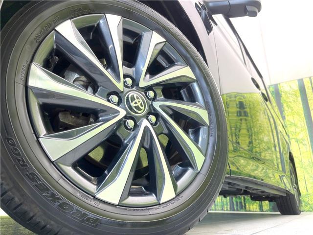 Toyota VOXY 2025 6376967-9
