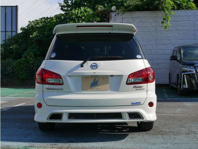 Nissan Wingroad 2017 6360786-8