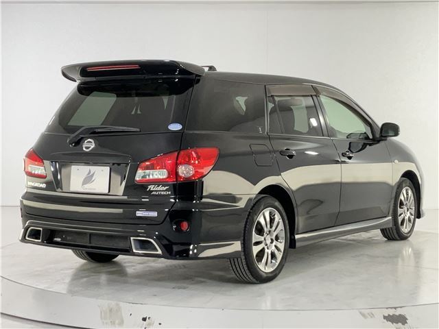Nissan Wingroad 2015 6360808-1