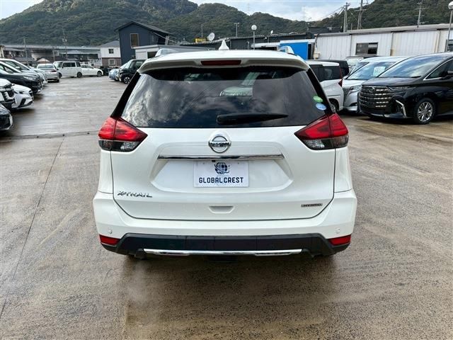 Nissan X-TRAIL 2018 6359303-10